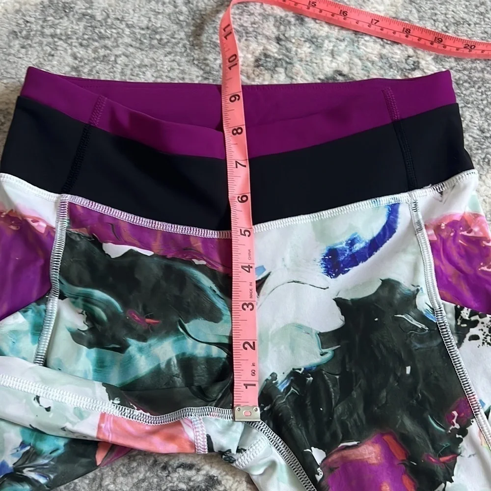 lululemon athletica excellent size